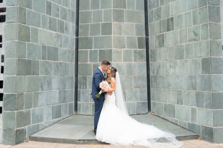 Laura and Jamie – ST MARY’S GUILDHALL