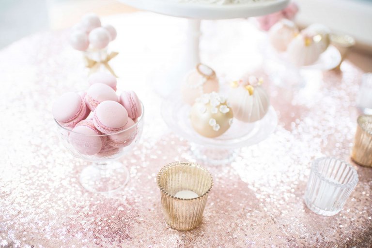 How to make your wedding guests feel special